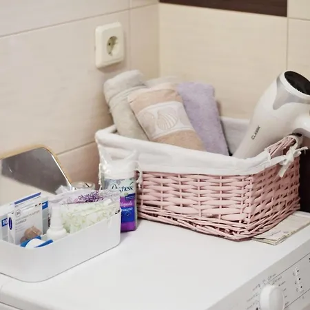 Lavender Cozy & Lovely 17 Apartment Split